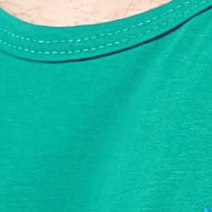 Débardeur de sport pour homme, coupe musculation, sans manches, en polyester, personnalisable, pour la musculation et la gym. - Product Image 6