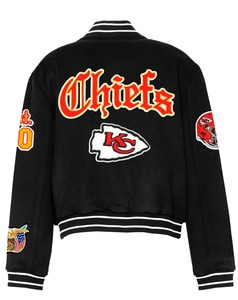 Chaqueta Varsity de Lana Estilo Inglés Antiguo de los Kansas City Chiefs, Color Negro - Product Image 2