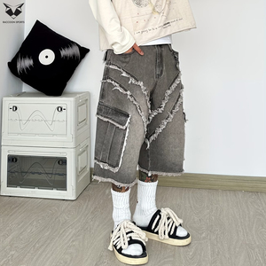 Pantalones Cortos Cargo de Mezclilla Gris para Hombre, Estilo Techwear, con Múltiples Bolsillos, Borde Deshilachado, Patchwork, Holgados, Personalizados, Venta al por Mayor, Streetwear, Vaqueros Cortos Sueltos - Product Image 1