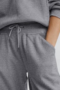 Conjunto Deportivo de Pantalones y Sudadera con Cierre de Cremallera a la Mitad, Color Gris, para Mujer, Corte Regular, Estilo Casual de Otoño, con Bolsillos Laterales y Logotipo Frontal - Product Image 5