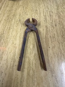 Top Selling Horse Equestrians Products Veterinary Instruments Hoof Care Tong Nail <b>Pullers</b> Rust Resistant Nails <b>Puller</b> - Product Image 4