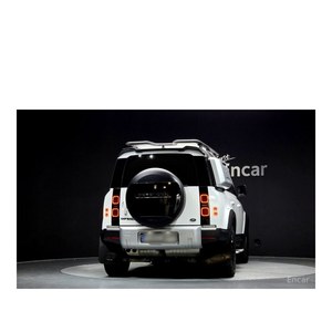 Land Rover Defender 110 D240 S 2020/10, 73,171 km, Volante a la Izquierda, Diésel, Caja de Cambios Automática - Product Image 4