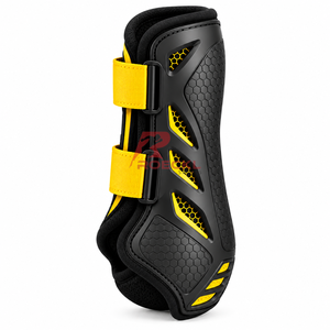 Bottes de protection confortables pour chevaux, dotées d'une construction robuste, d'une couverture protectrice et de sangles sécurisées pour l'équitation et le travail au sol. - Product Image 4