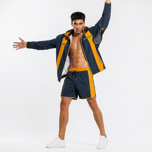 Conjunto de Chaqueta Cortavientos Deportiva y Pantalones Cortos para Hombre al por Mayor, Forro de Malla Transpirable, Conjunto de Ropa Exterior de Poliéster, Logotipo Personalizado, Fabricante OEM - Product Image 4