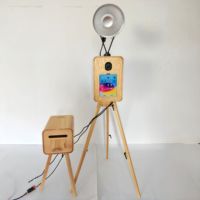 Photomaton en bois de 18,5 pouces avec écran tactile, impression automatique, pour fêtes et mariages, garantie de 2 ans, 12-15 personnes, en libre-service