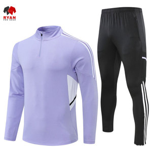 Chándal de diseño personalizado Ryan Pro Gear para hombre, tela cómoda y transpirable con cierre de cremallera y logotipo personalizado. - Product Image 3