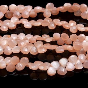 Perles Briollete en forme de coeur à facettes pierre de lune pêche - Product Image 4