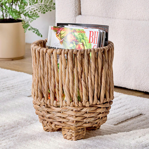 Nouvelle édition, design actuel, touche rustique, idéal pour illuminer votre intérieur : vase/urne/planteur en jacinthe d'eau. - Product Image 4