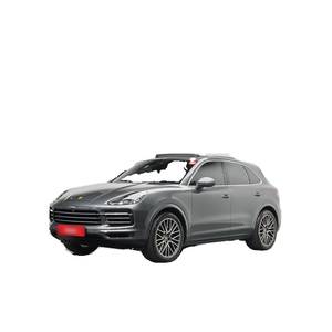 Porsche Cayenne 3.0 2024 con Caja de Cambios Automática, 179.098 km, Asientos de Cuero, Cámara Trasera, Volante a la Izquierda - Product Image 1
