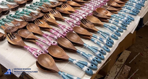 Ensemble de fourchettes en bois Thanh Tung Thinh, 2 pièces, écologiques, durables, anti-moisissures, sans danger pour les aliments, compatibles avec le four à micro-ondes, lavage à la main uniquement, Vietnam - Product Image 6