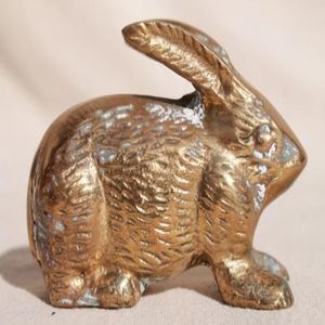 Sculpture de lapin classique en aluminium moulé, figurine décorative en métal pour jardin, pelouse, patio, balcon, intérieur et extérieur - Product Image 2