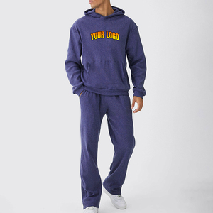 Conjunto de Chándal Personalizado de Algodón 100% de Alto Gramaje con Lavado Ácido para Hombre - Diseño de Streetwear Bordado con Pedrería - Product Image 2