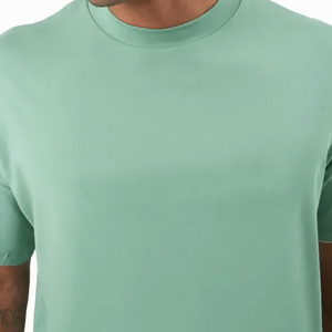T-shirts surdimensionnés pour hommes avec design imprimé personnalisé - Style streetwear écologique 100% coton léger et respirant - Product Image 4