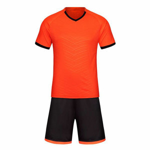 Uniformes de Fútbol Personalizables de Secado Rápido y Transpirables en Todos los Colores Sólidos para Entrenamiento de Equipos - Alta Calidad - Product Image 6