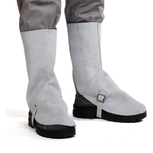 Couvre-chaussures de sécurité en cuir de vachette pleine fleur de qualité supérieure, résistants à l'abrasion, à la chaleur et aux flammes, pour travaux lourds - Product Image 1