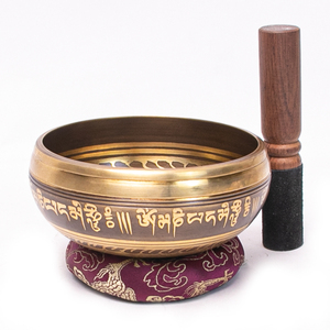 Bol chantant tibétain Om Man Padme Hum de 12 cm en laiton martelé à la main, avec logo personnalisé, pour la thérapie sonore, vente en gros - Product Image 2