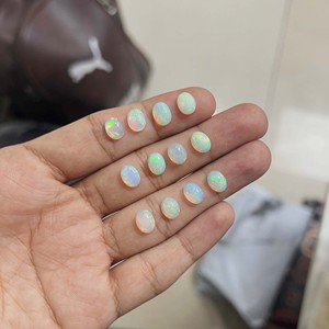 Lot de cabochons d'opale naturelle éthiopienne, forme ovale, multi-feu, pierres précieuses d'opale en vrac, taille calibrée pour la fabrication de bijoux, vente en gros - Product Image 1