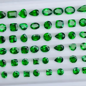 Tsavorita natural sin calentar ni tratar, calidad AAA, brillo intenso, alta claridad, color verde vibrante, corte y elaboración perfectos. - Product Image 4