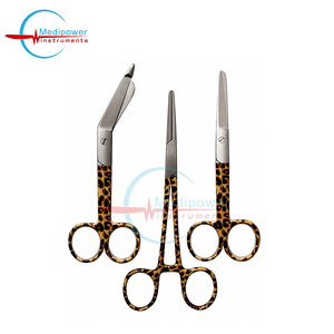 Ensemble de ciseaux d'infirmière imprimés en acier inoxydable OEM Medipower Instruments |   Ciseaux pour pansements traumatiques |   Pinces hémostatiques |   Chirurgical - Product Image 4