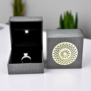 Caja de Joyería de Madera de Mango Hecha a Mano con Pirograbado, Venta al Por Mayor |   Almacenamiento de Diseño Celestial - Product Image 4
