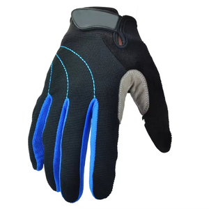 Custom half-finger gloves made of comfortable polyester material for motorcyclists, perfect for the summer season. - Product Image 3