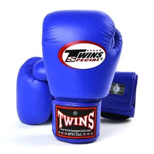 Gants de boxe sur mesure de haute qualité, personnalisés, 100% cuir véritable, pour entraînement MMA et kickboxing, pour hommes et femmes. - Product Image 4