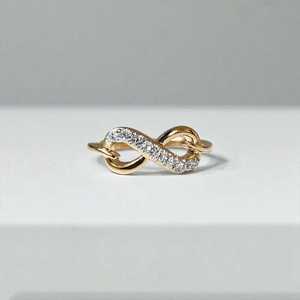 Anillo Infinito con Moissanita Redonda, Anillo de Compromiso Delicado en Oro Sólido de 14K, Anillo de Promesa Minimalista, Regalos Únicos para Novia - Product Image 1