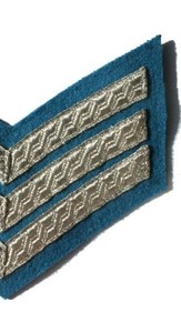 El chevron de 3 barras (tres franjas en forma de V) es el insignia más común del rango de Sergeant. - Product Image 3