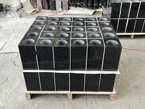 Vases carrés en granit noir <span class=keywords><strong>sud</strong></span>-africain de style slovaque au design moderne pour cimetière et funérailles - Product Image 5