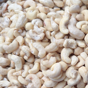 ผลิตภัณฑ์ผลิตจากเมล็ดมะม่วงหิมพานต์ออร์แกนิก เกรด W180 W210 W240 มะม่วงหิมพานต์ซานติโก ขายส่ง ส่งออกไปยังเอเชีย ยุโรป และตะวันออกกลาง - Product Image 1