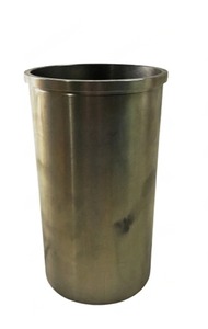 Pièces automobiles Santosh P11C Manchon de cylindre 11467-2710-A Pièces de moteur diesel de qualité supérieure Garantie 1 an 4 kg Fabriqué en Inde - Product Image 1