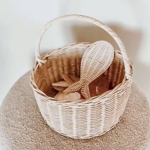 Este juego de pesca para niños está hecho de ratán natural y incluye una caña de pescar, 5 peces y un cesto para pescar. - Product Image 3