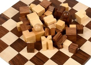 Jeu d'échecs en bois abstrait géométrique Bauhaus 1924 reproduit, en Sheesham et buis, hauteur du roi 1,9 cm, au meilleur prix - Product Image 6