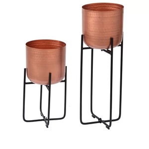 Modern Hammered Copper Metal Plant <b>Pot</b> <b>Stand</b> New Arrival Black Indoor Flower Planter Set for Garden Decoration - Product Image 1