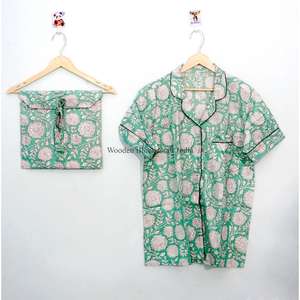 Conjunto de pijama de algodón indio con estampado floral para mujer y hombre, conjunto de pijama corto para verano, pijama de moda para mujer, personalizado. - Product Image 3