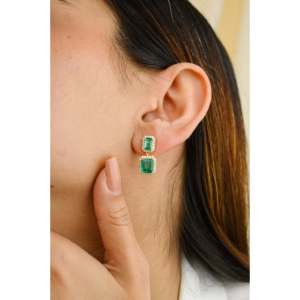 ต่างหูเพชรทรงหยดน้ำประดับมรกตธรรมชาติ ทองคำขาว 18K - Product Image 4