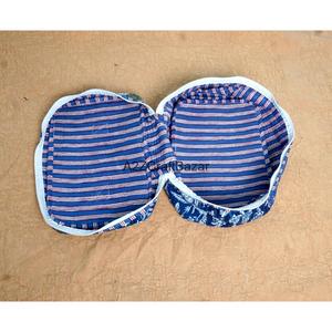 Ensemble de 3 trousses de maquillage et de voyage A2ZCraftBazar avec doublure rayée en coton écologique, fermeture éclair résistante et poignée - Product Image 5