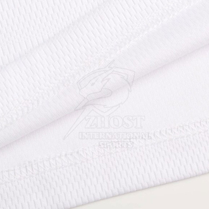 Uniformes de baloncesto personalizables disponibles para pedidos al por mayor. Varios tamaños, colores y estilos para combinar con las preferencias del equipo y del jugador. - Product Image 5