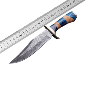 Couteau de survie multifonctionnel en acier Damas fait main de qualité supérieure, lame fixe OEM, pour camping et extérieur, avec manche en bois exotique et résine - Product Image 1