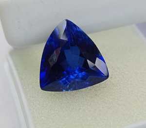 พลอยแทนซาไนต์สีน้ำเงินทรงทริลเลียน รูปทรงสามเหลี่ยม  ธรรมชาติ  ไม่ได้ประดับติดตั้ง  รับรองโดยบุคคลที่สาม  หายาก สำหรับทำเครื่องประดับ - Product Image 5