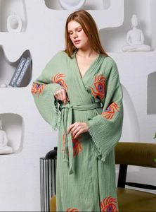 Vestido Largo de Algodón 100% Crepé con Cintura Natural, Sostenible y Lavable, Nuevo Diseño, la Mejor Calidad, Conjunto Kimono Ojo de Diablo - Product Image 2