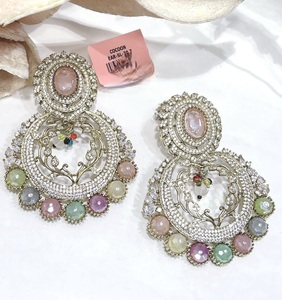 Boucles d'oreilles pendantes en zircon plaqué argent de qualité supérieure, élégantes et tendance, pour femmes, pour les occasions spéciales - Product Image 5