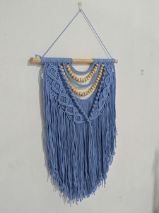 Tapiz de macramé bohemio con cuentas y flecos, diseño geométrico abstracto para decoración del hogar y la sala de estar - Product Image 3