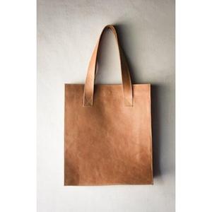 Bolsos de mano de moda con correas largas para mujer, bolsos de cuero hechos a mano de estilo tradicional europeo para accesorios femeninos - Product Image 2