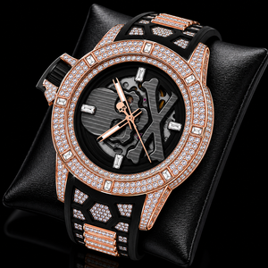 Reloj de pulsera de lujo para hombre con esfera negra de calavera esqueleto, bisel de oro rosa con incrustaciones de piedras, diseño de moda - Product Image 2