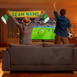 Écharpe de sport jaune-vert personnalisée avec nom et photo imprimés, double face, pour l'hiver, football, soccer - Product Image 4