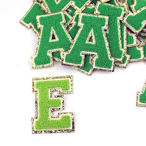 แพทช์เชนีลตัวอักษรขนาดใหญ่แบบกำหนดเอง ผ้าทวิลล์รีดติดพร้อมเลื่อมและลายปัก 3 มิติ สำหรับตกแต่งเสื้อผ้า ปี 2026 - Product Image 3