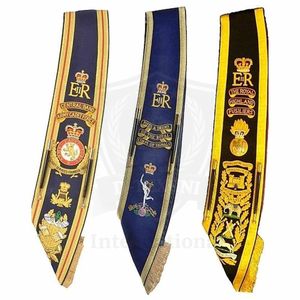 Cinta de tela bordada OEM azul marino ceremonial con ribete dorado y parches bordados para uso en uniformes - Product Image 5