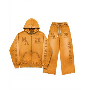 Conjunto de chándal Mudassar con efecto lavado ácido y cuentas, de algodón y poliéster, sudadera con capucha y joggers de corte holgado, 380 g/m², estampado casual por transferencia térmica - Product Image 1