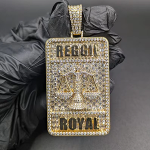 Collar con Colgante de Nombre Personalizado, Estilo HipHop, Joyería Brillante con Diseño de Balanza de la Justicia, Aspecto de Diamante Moissanite, para Amantes de la Moda - Product Image 1